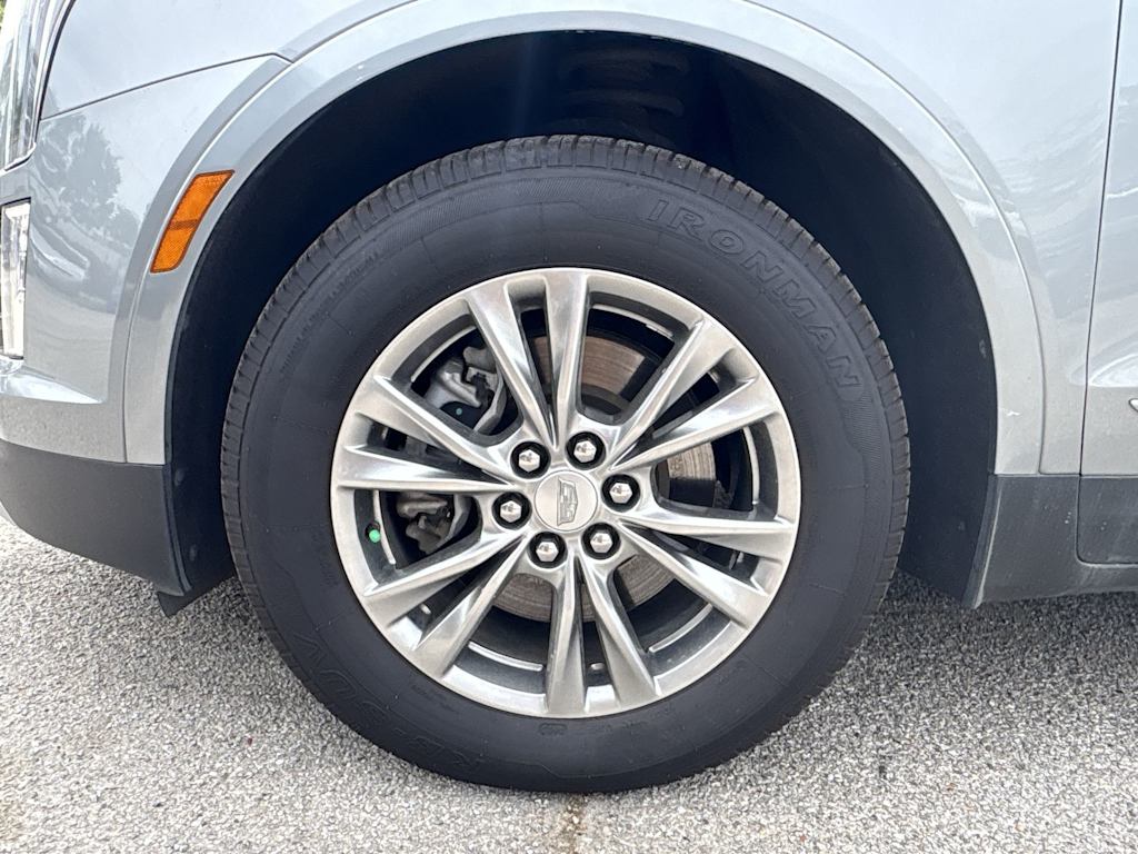 Thumbnail: 2023 Cadillac XT5 - 8