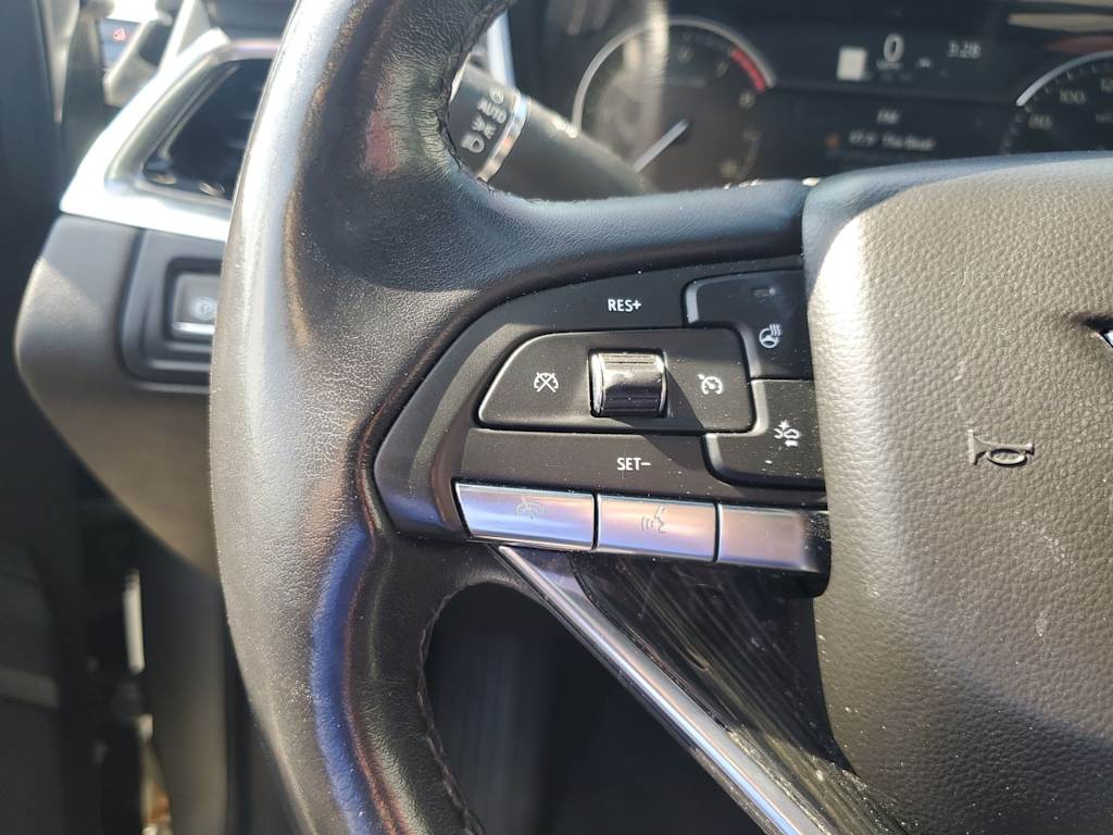 Thumbnail: 2023 Cadillac XT6 - 21