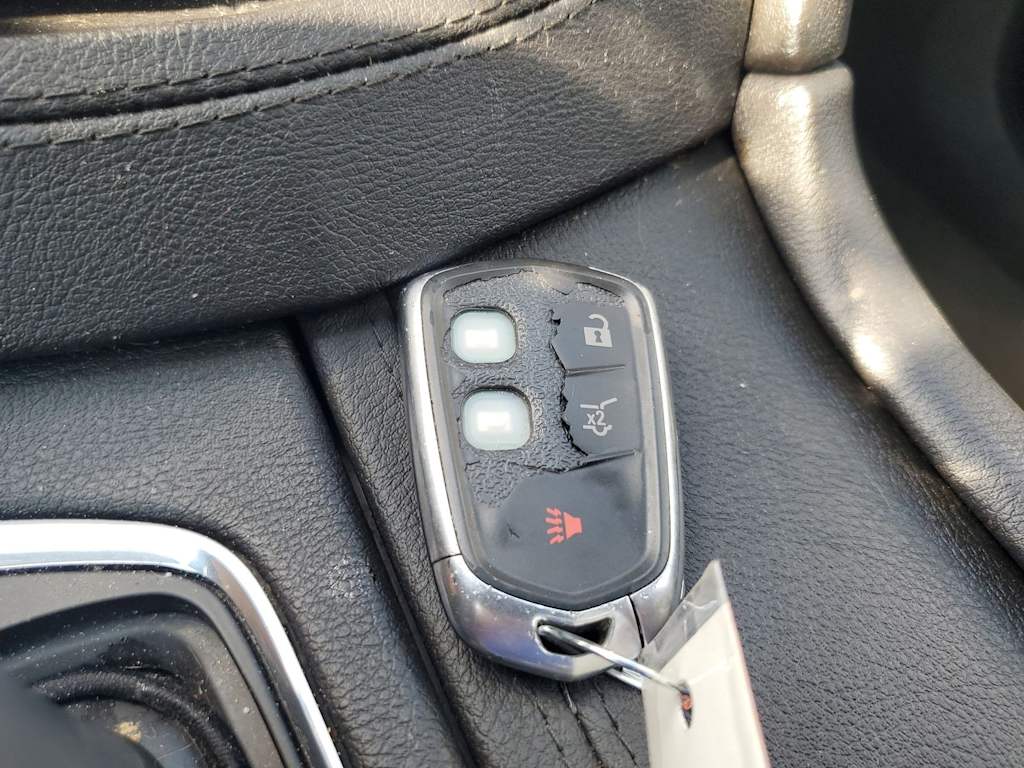 Thumbnail: 2023 Cadillac XT6 - 28