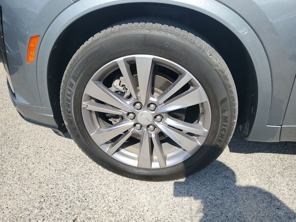 Thumbnail: 2023 Cadillac XT6 - 8