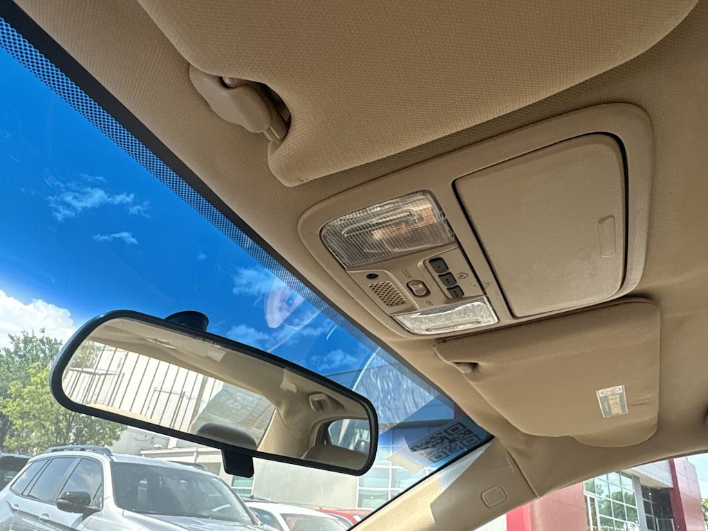 Thumbnail: 2005 Honda Accord - 24