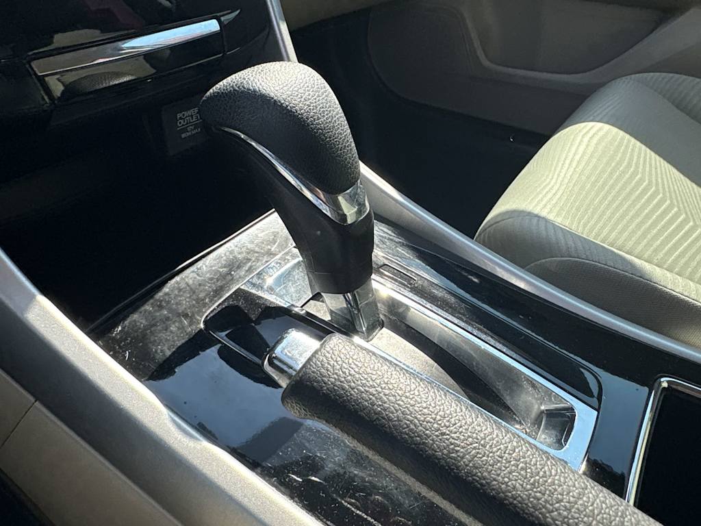 Thumbnail: 2016 Honda Accord - 11