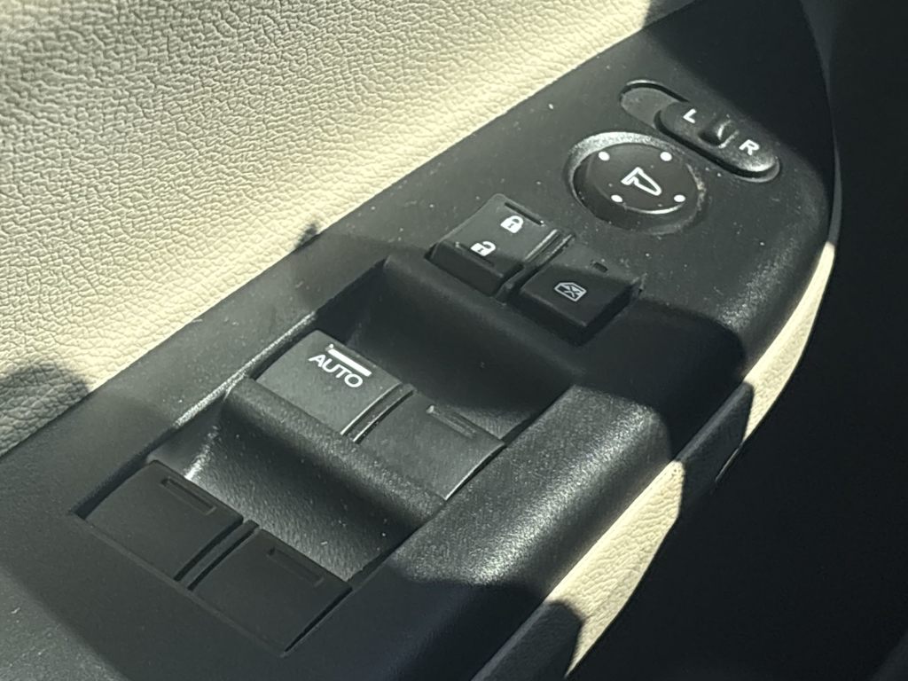 Thumbnail: 2016 Honda Accord - 21