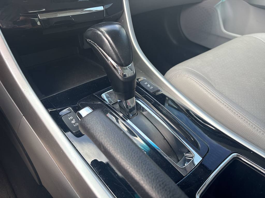 Thumbnail: 2016 Honda Accord - 11