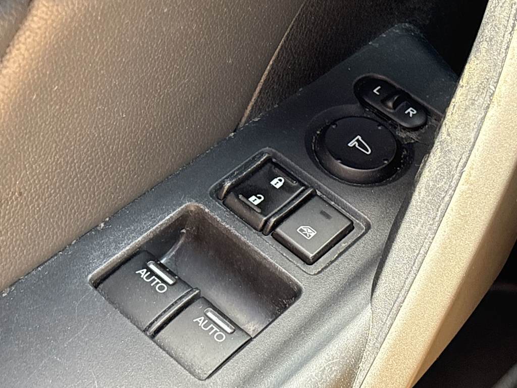 Thumbnail: 2010 Honda Accord - 22