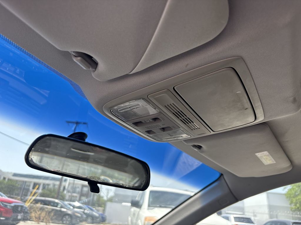 Thumbnail: 2010 Honda Accord - 23