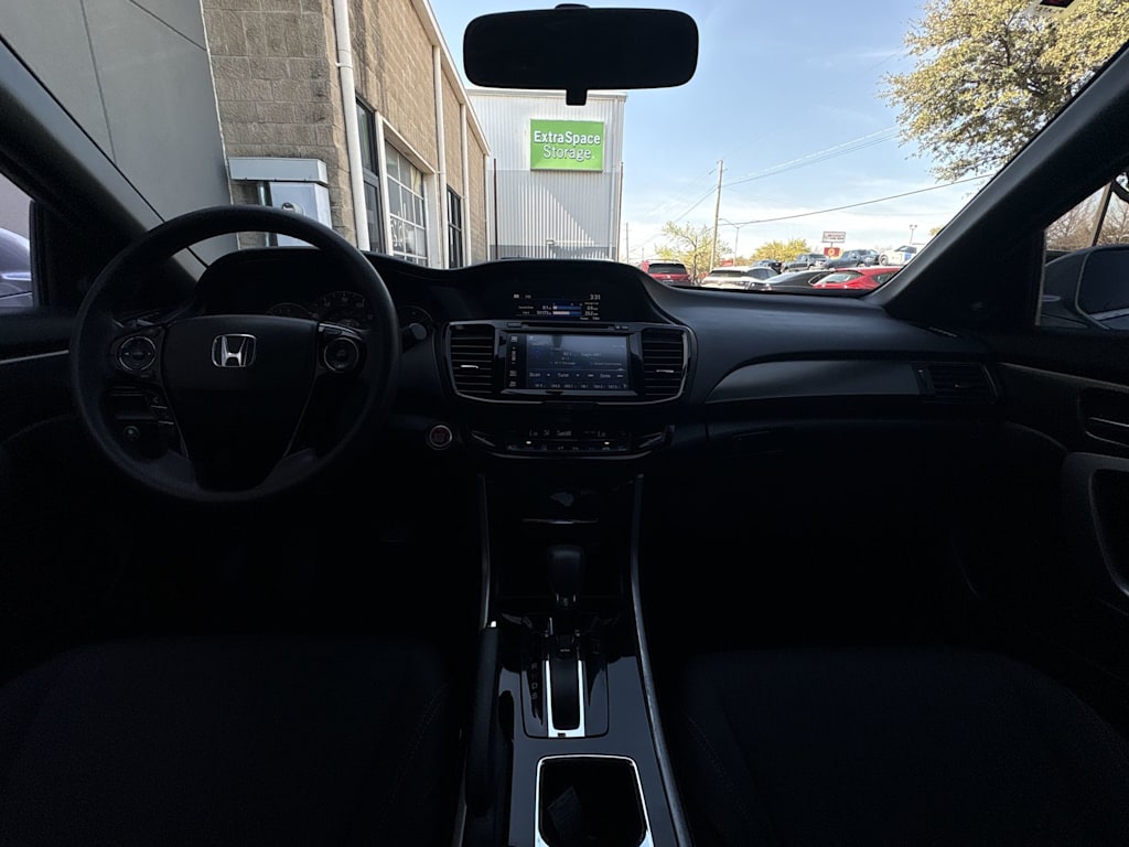 Thumbnail: 2017 Honda Accord - 9