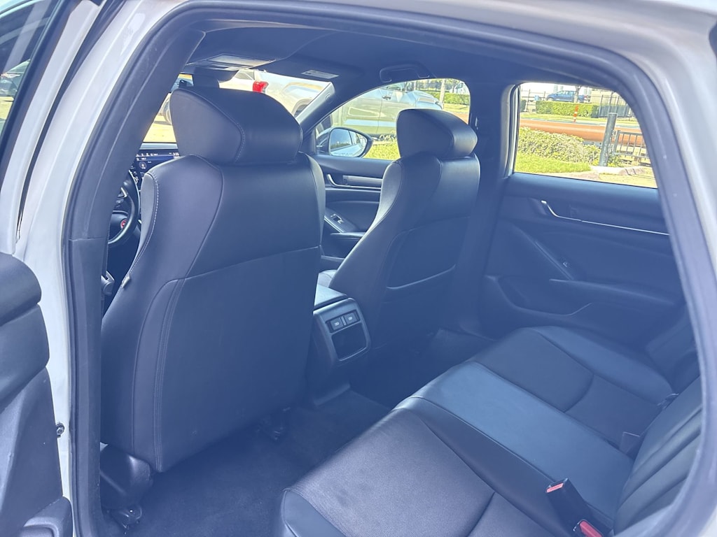 Thumbnail: 2022 Honda Accord - 31