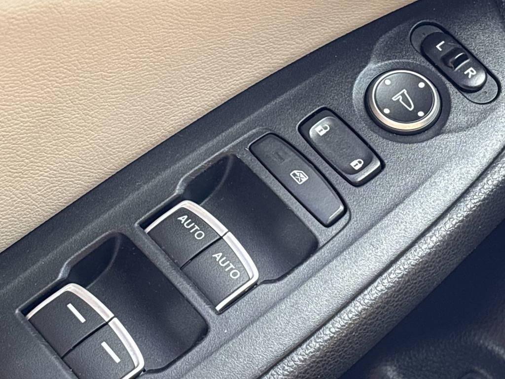 Thumbnail: 2018 Honda Accord - 24