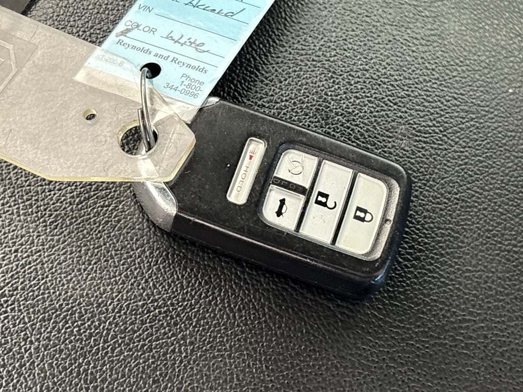 Thumbnail: 2019 Honda Accord - 19