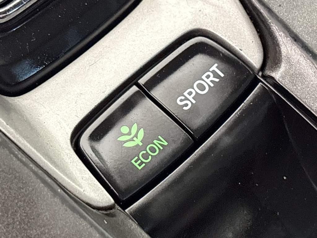 Thumbnail: 2019 Honda Accord - 32