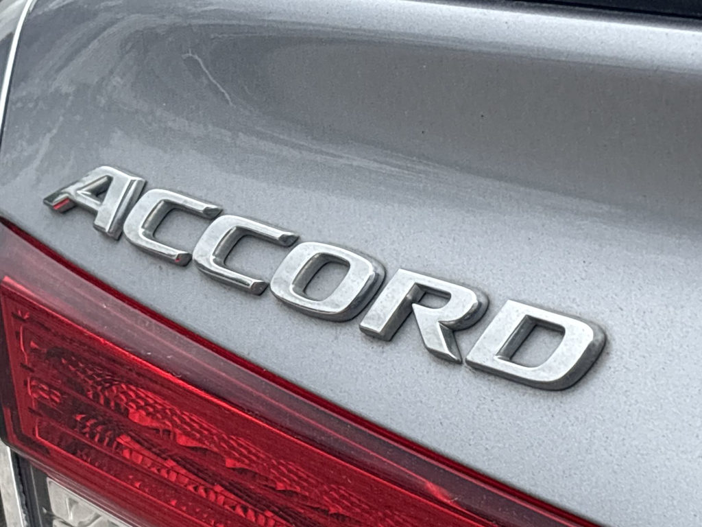 2022 Honda Accord Hybrid Sport - Photo 7
