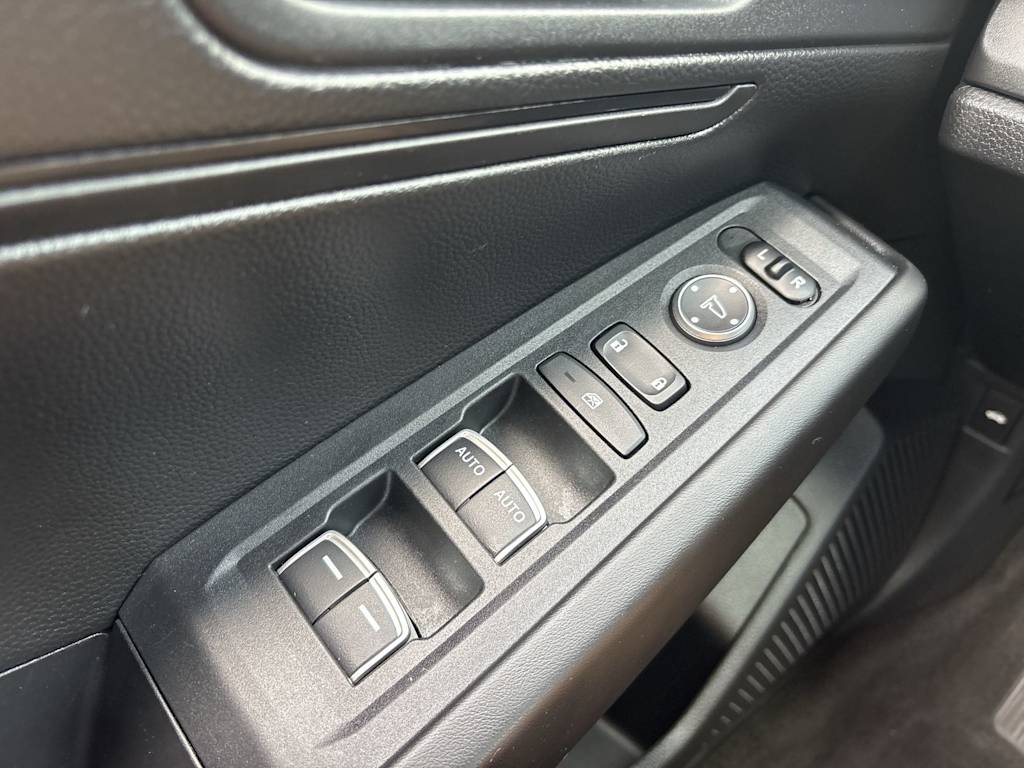 Thumbnail: 2023 Honda Accord - 31