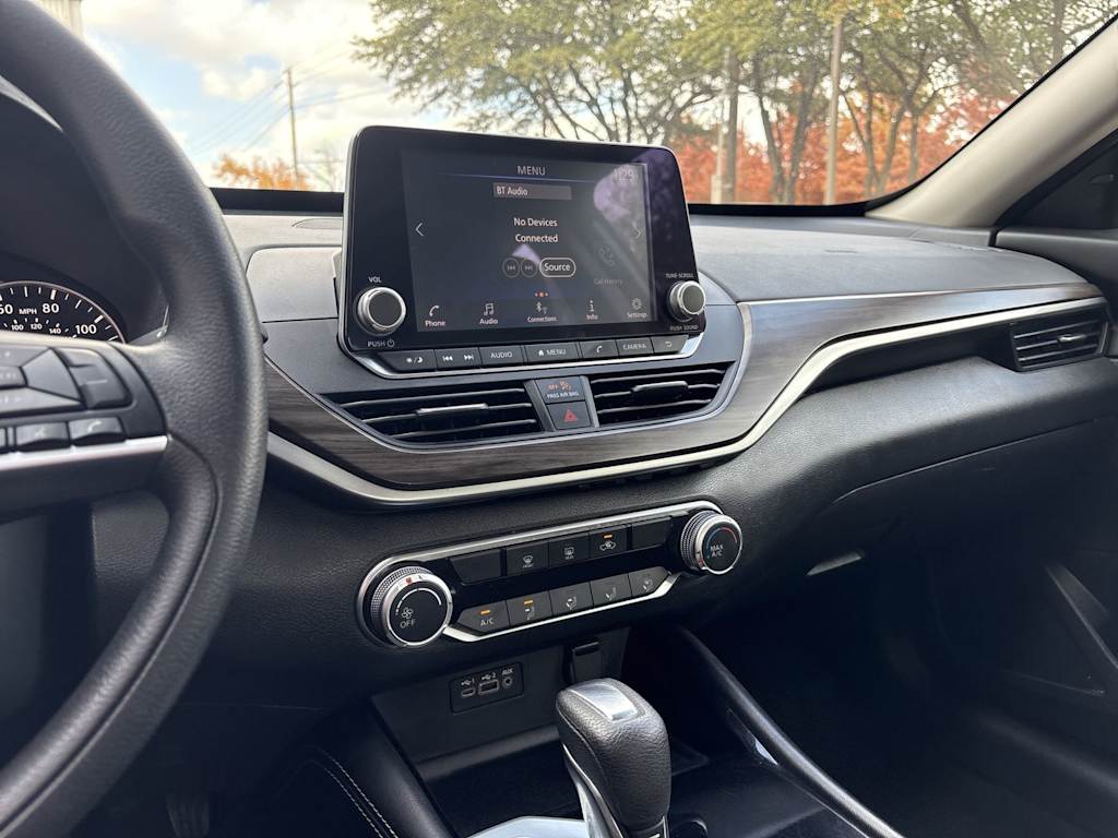 Thumbnail: 2023 Nissan Altima - 15