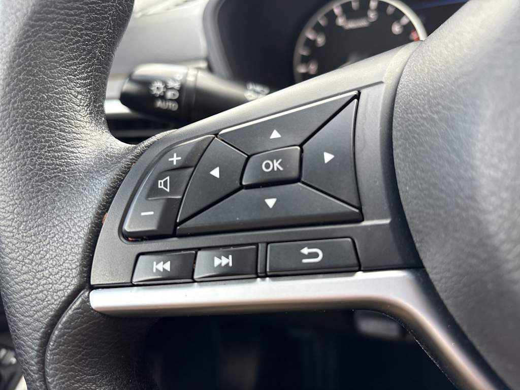 Thumbnail: 2023 Nissan Altima - 30