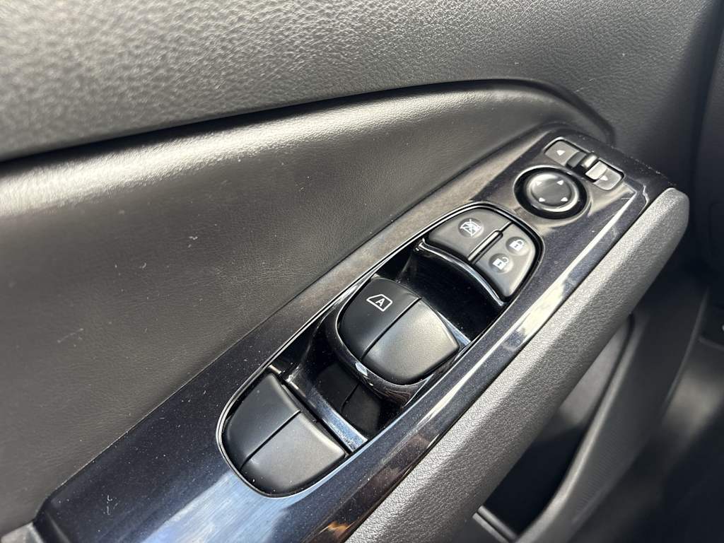 Thumbnail: 2023 Nissan Altima - 31