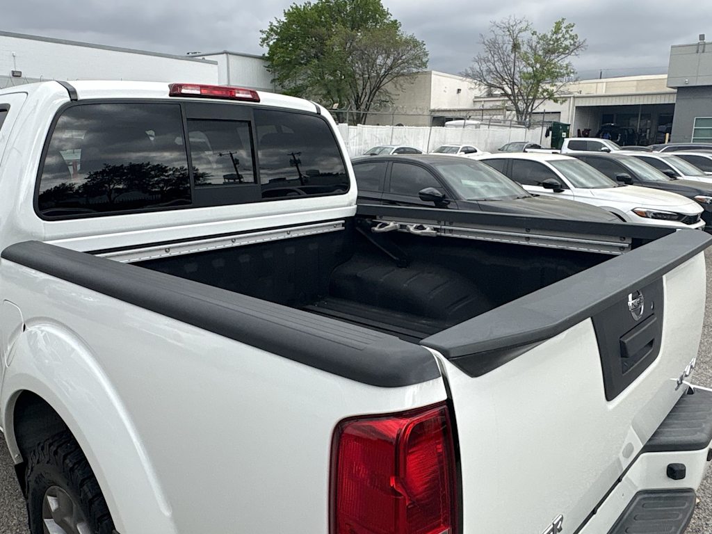 Thumbnail: 2020 Nissan Frontier - 32