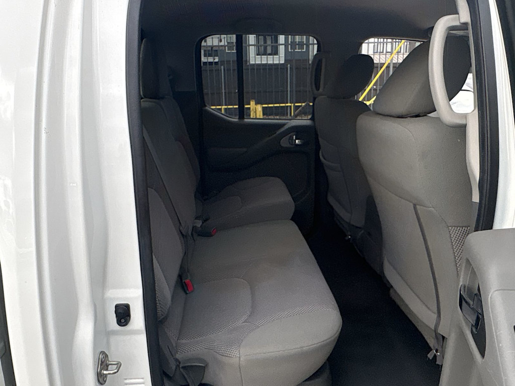 Thumbnail: 2020 Nissan Frontier - 24