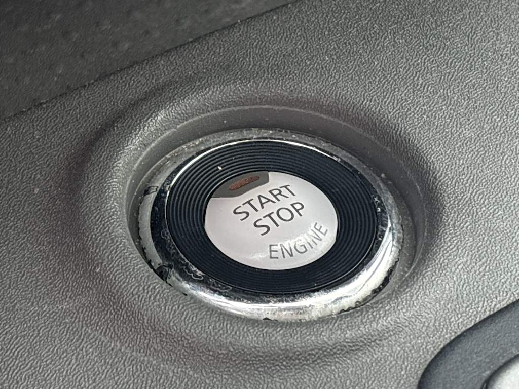 Thumbnail: 2020 Nissan Frontier - 28