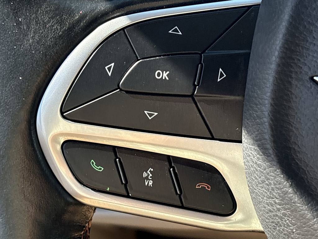 Thumbnail: 2019 Chrysler Pacifica - 36