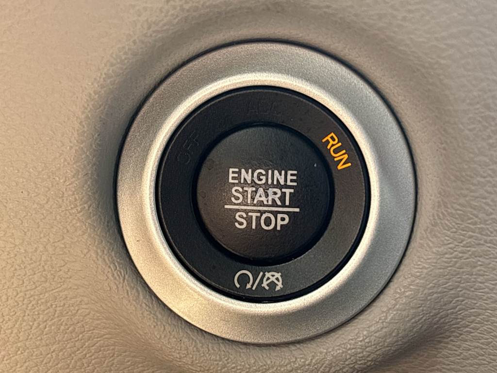 Thumbnail: 2019 Chrysler Pacifica - 37