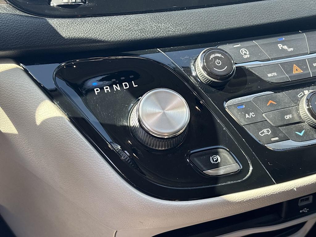 Thumbnail: 2019 Chrysler Pacifica - 33