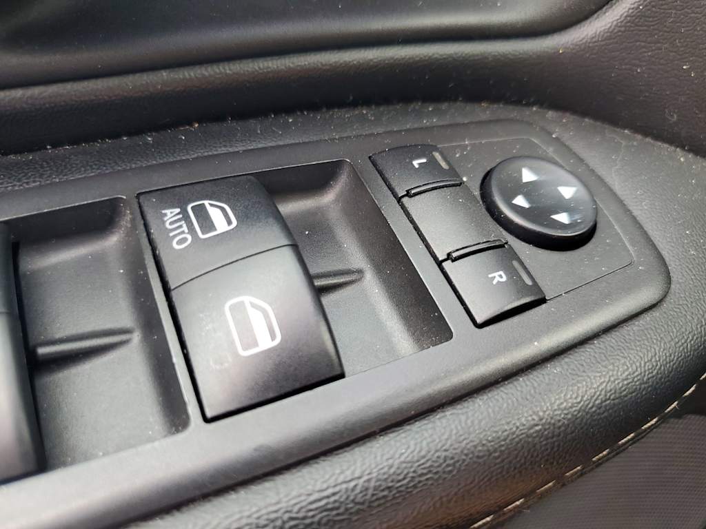 Thumbnail: 2018 Dodge Grand Caravan - 27