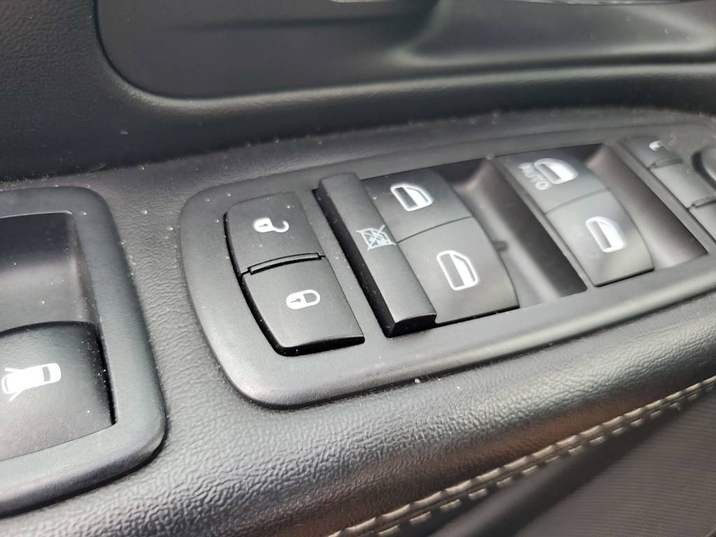 Thumbnail: 2018 Dodge Grand Caravan - 26