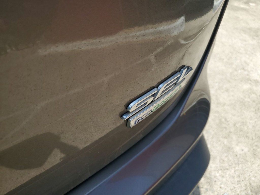 Thumbnail: 2019 Ford Edge - 19