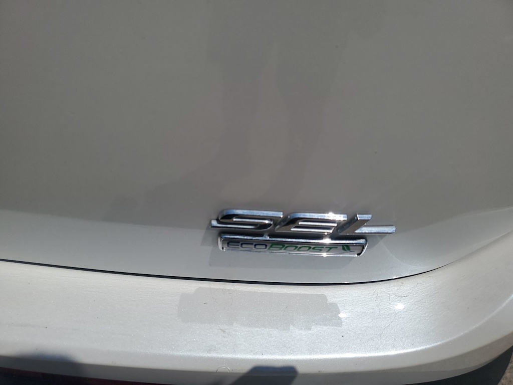Thumbnail: 2016 Ford Edge - 18