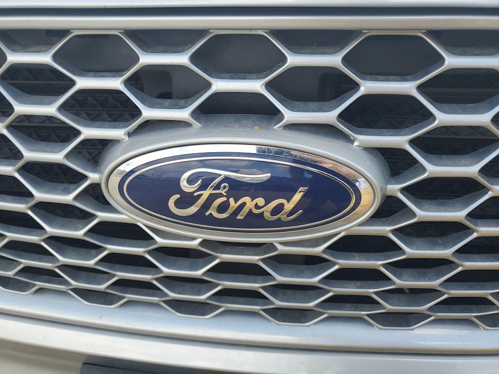 Thumbnail: 2023 Ford Edge - 16