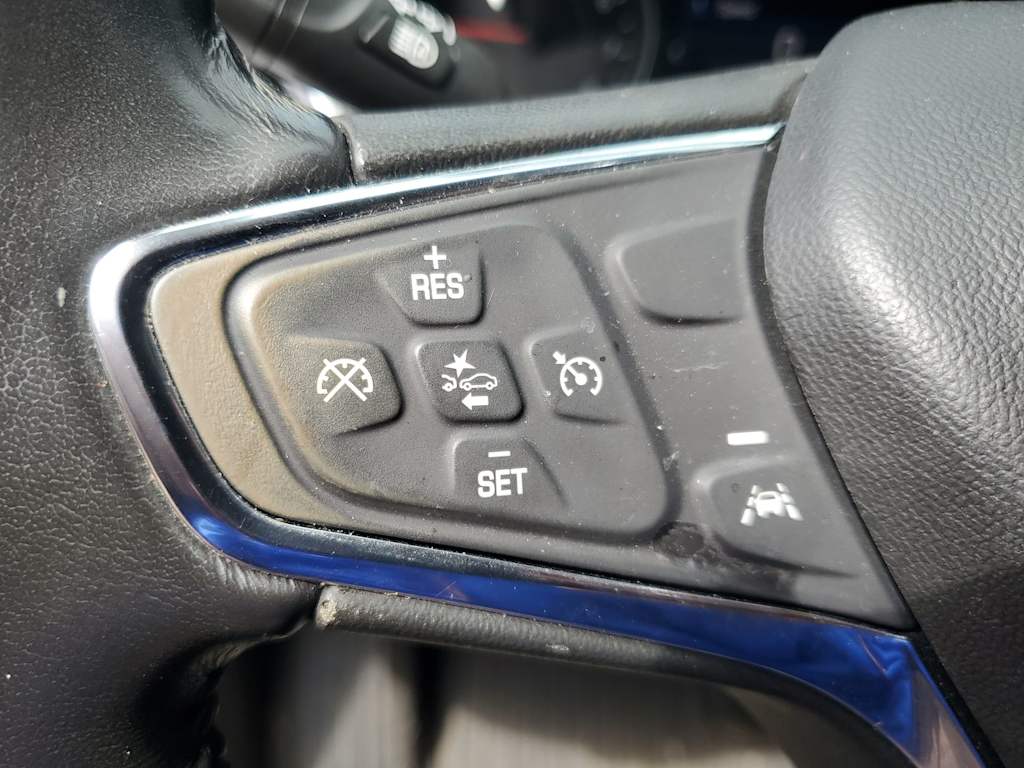 Thumbnail: 2020 Chevrolet Equinox - 20