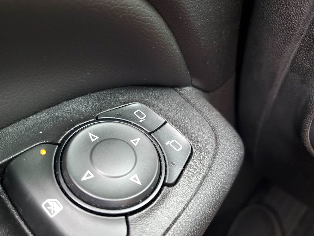 Thumbnail: 2020 Chevrolet Equinox - 26