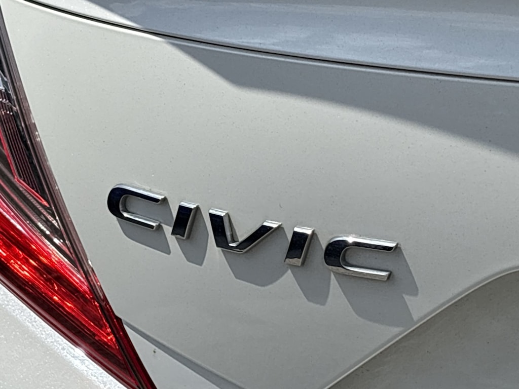 Thumbnail: 2020 Honda Civic - 17
