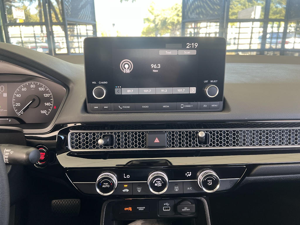 Thumbnail: 2023 Honda Civic - 13