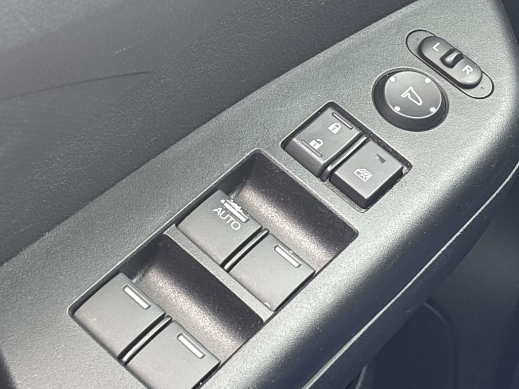 Thumbnail: 2015 Honda CR-V - 31