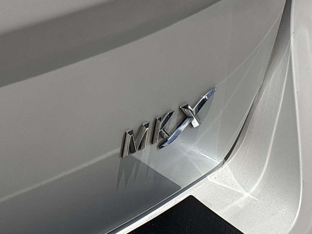 Thumbnail: 2015 Lincoln MKX - 7