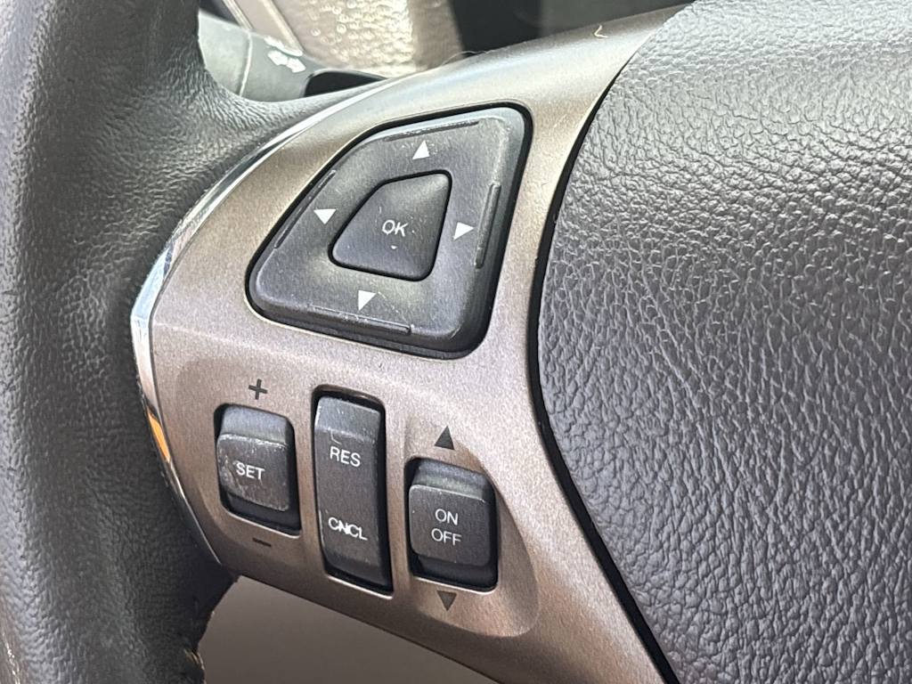 Thumbnail: 2015 Lincoln MKX - 18