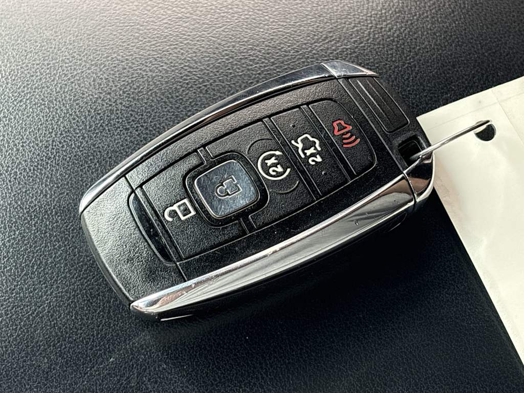 Thumbnail: 2018 Lincoln MKX - 13