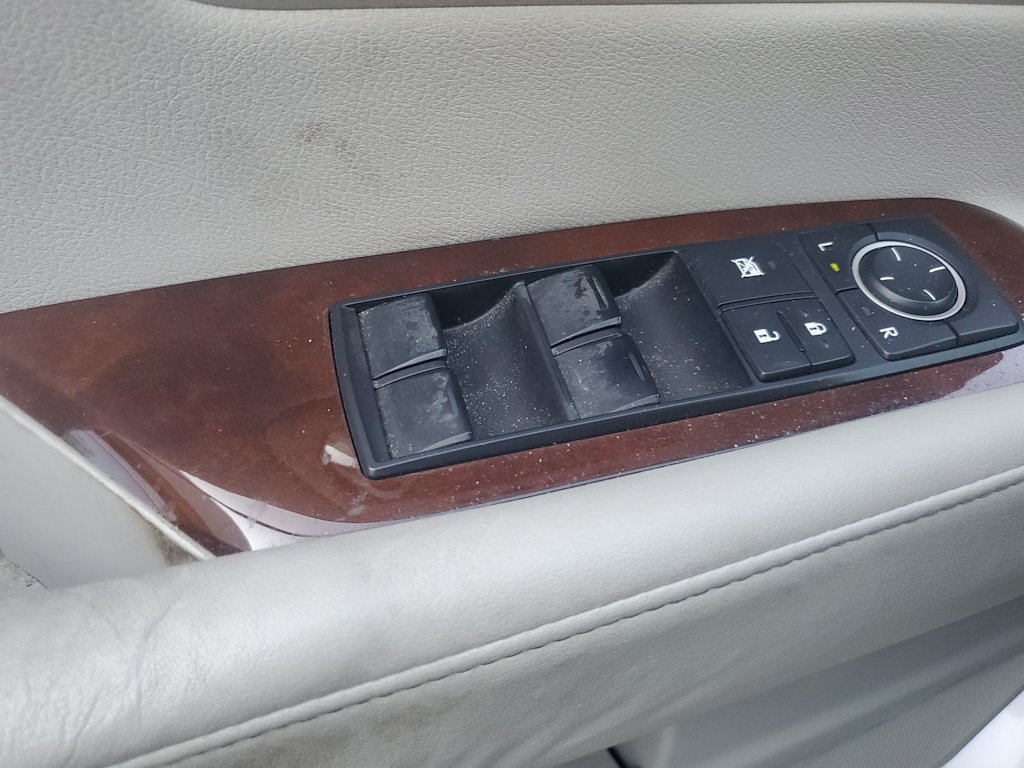 Thumbnail: 2011 Lexus RX - 26