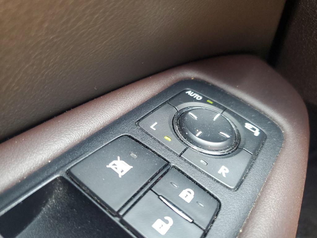 Thumbnail: 2016 Lexus RX - 26