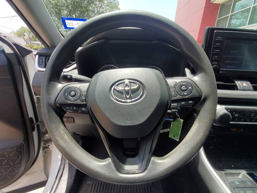 Thumbnail: 2022 Toyota RAV4 - 10