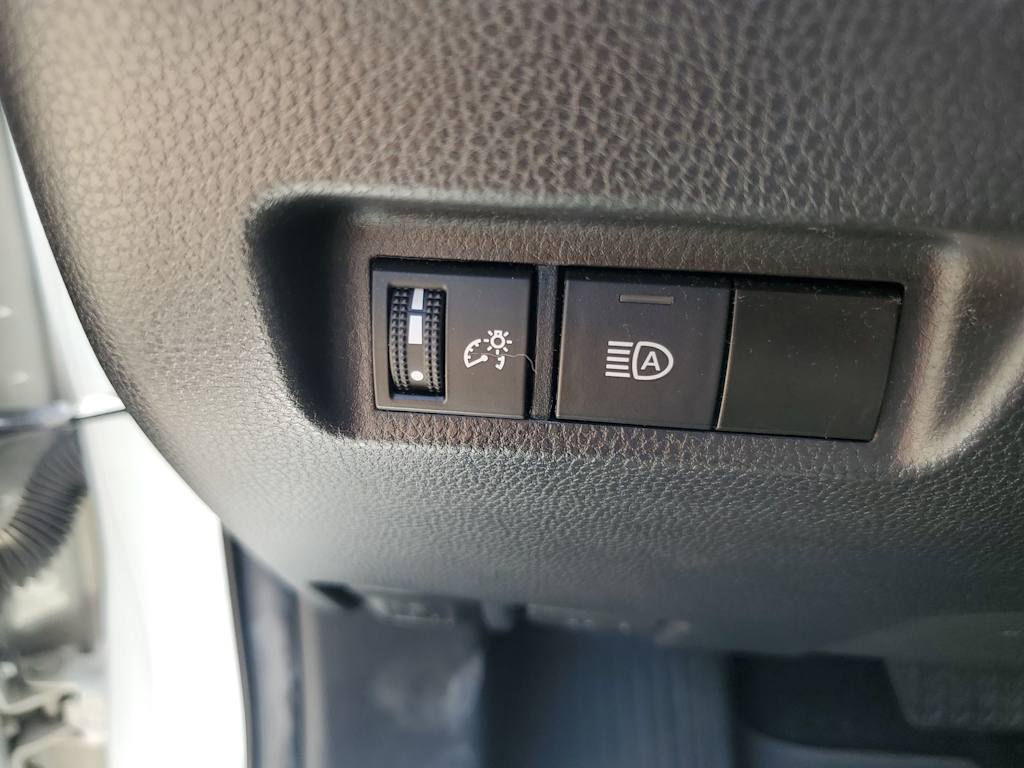 Thumbnail: 2022 Toyota RAV4 - 29