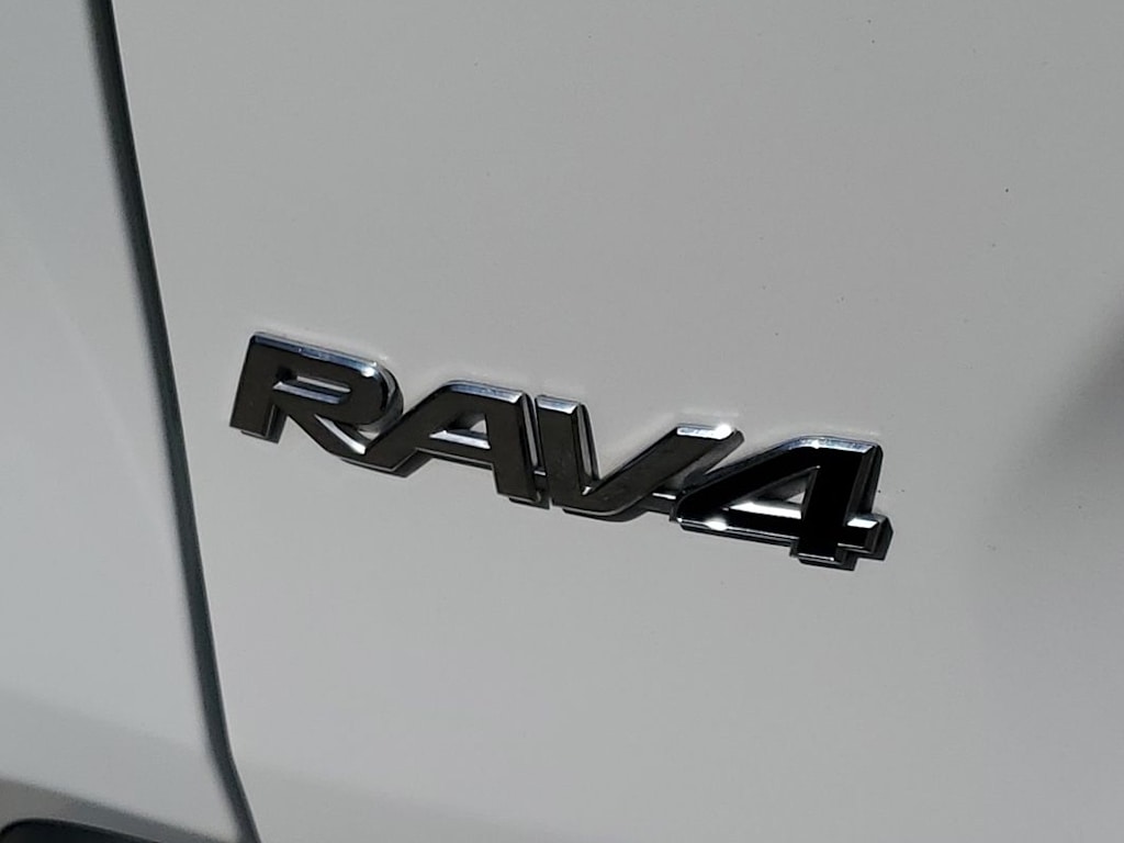 Thumbnail: 2025 Toyota RAV4 - 7