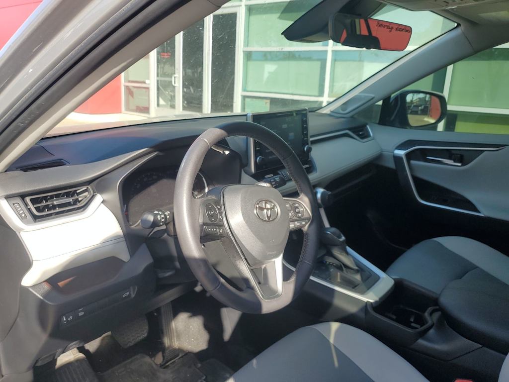 Thumbnail: 2022 Toyota RAV4 - 2