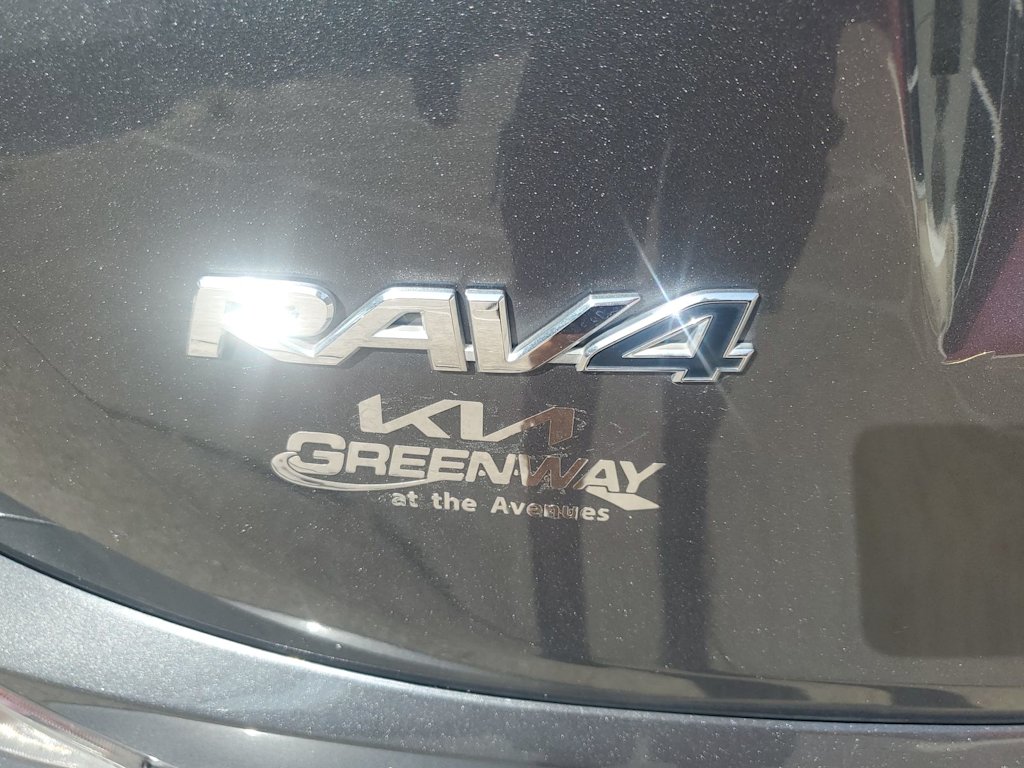 Thumbnail: 2016 Toyota RAV4 - 7
