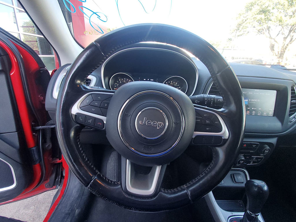 Thumbnail: 2019 Jeep Compass - 10