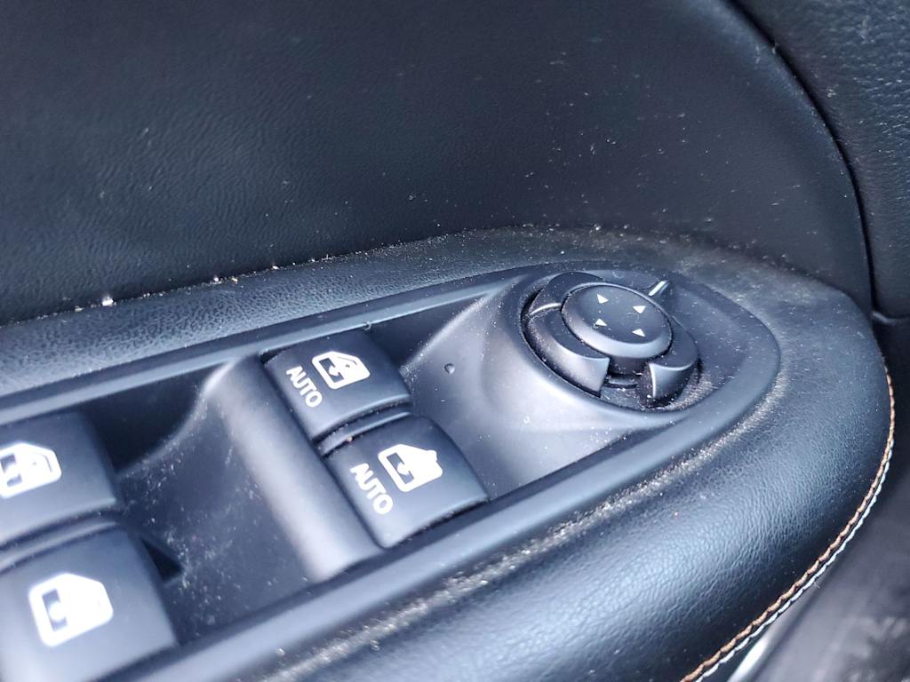 Thumbnail: 2019 Jeep Compass - 26