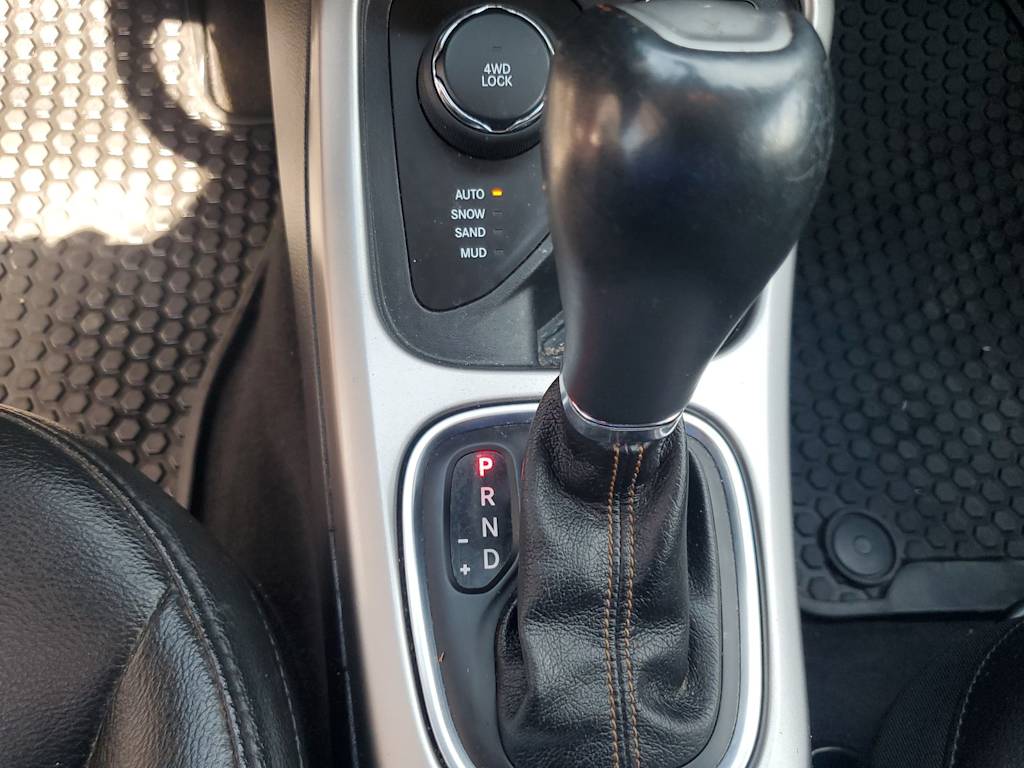 Thumbnail: 2019 Jeep Compass - 13