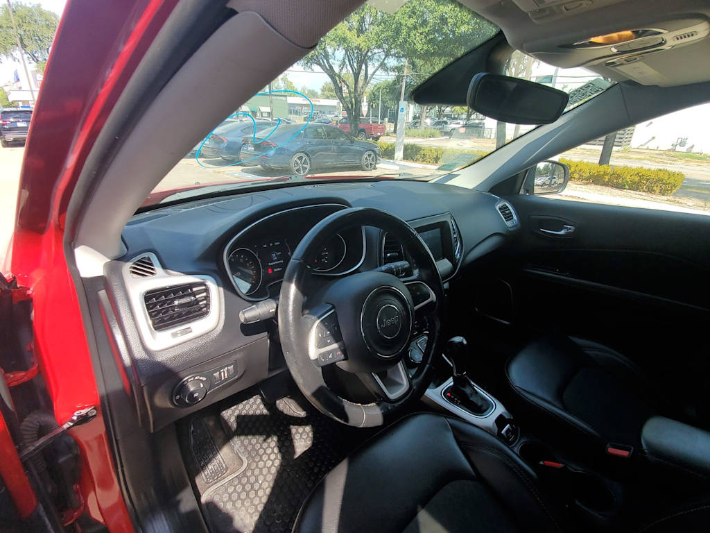 Thumbnail: 2019 Jeep Compass - 9